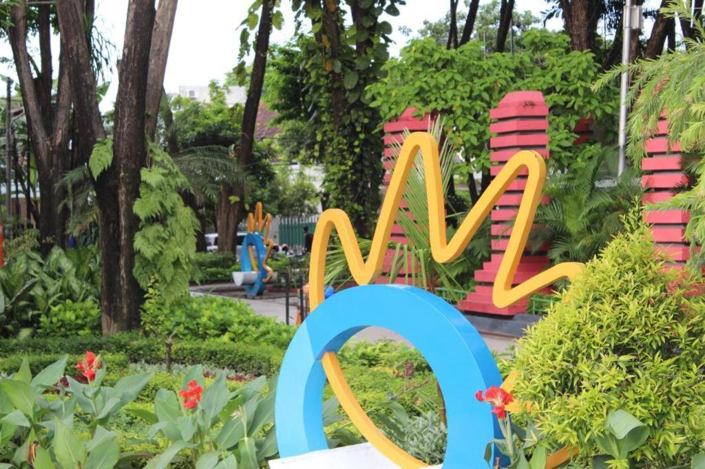 Jawa 22 Hotel And Residence スラバヤ エクステリア 写真
